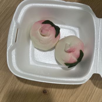 May Way Dumplings - Peach Buns with bean paste - Chinese Near Me - Winston-Salem, North Carolina May Way Dumplings - Peach Buns with bean paste - Chinese Near Me - Winston-Salem, North Carolina