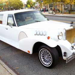 B Wiltshire Limo