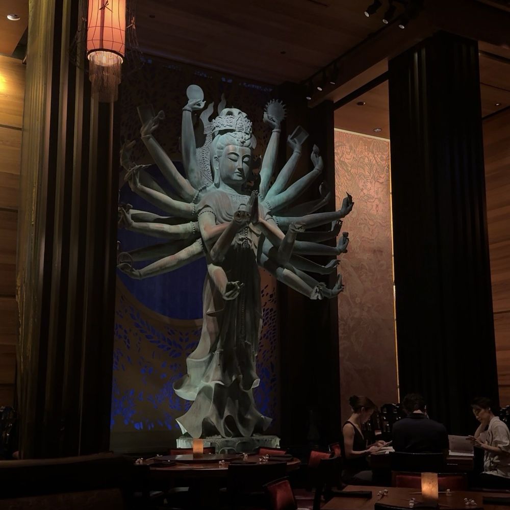 TAO Chicago Restaurant - Pan Asian Near Me - Chicago, Illinois