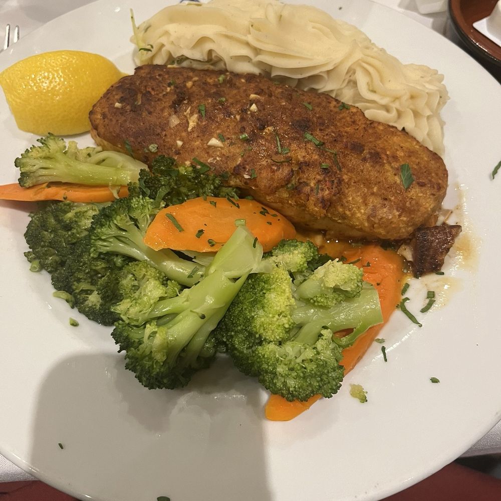 Valença Restaurant - Salmon stuffed with crabmeat - Steakhouses Near Me - Elizabeth, New Jersey Valença Restaurant - Salmon stuffed with crabmeat - Steakhouses Near Me - Elizabeth, New Jersey
