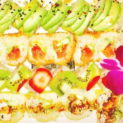 Tsunami Sushi