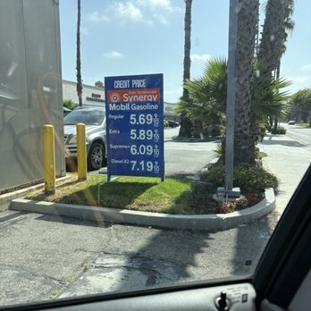 Los Altos Mobil - Prices as of 7/18/26. Sigh... - Gas Stations Near Me - Long Beach, California Los Altos Mobil - Prices as of 7/18/26. Sigh... - Gas Stations Near Me - Long Beach, California