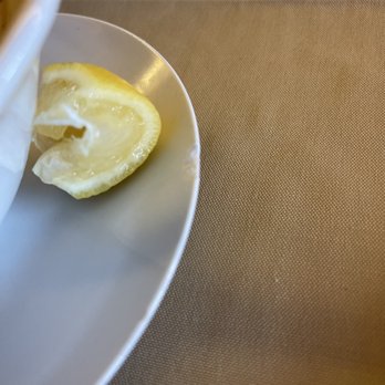 Cafe Istanbul - Broken plate - Cafes Near Me - Beverly Hills, California