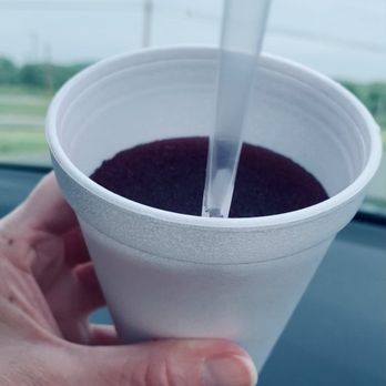 Brook Hollow Winery - Merlot Slushy is Fabulicious! - Wineries Near Me - Columbia, New Jersey