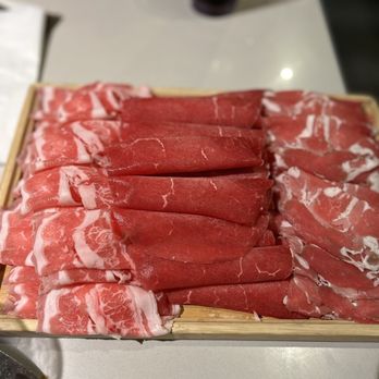 Haidilao Hotpot Flushing - Hot Pot Near Me - Flushing, New York