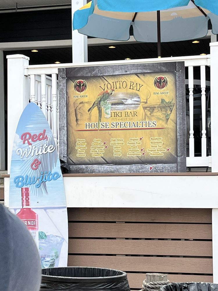 Mojito Bay Logo