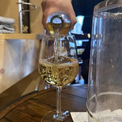 Good Vibes Winery - Moscato- Good Vibes