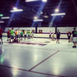 St. Louis Skatium - Roller derby practice at the Skatium