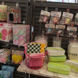 Adorable shop 180s.jpg