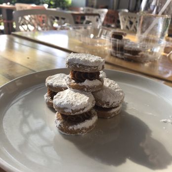SuViche - Sushi and Ceviche - Mini alfajores - Peruvian Near Me - Miami, Florida