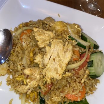 Thai Kitchen - 43. Pineapple Fried Rice - Thai Near Me - Centreville, Virginia