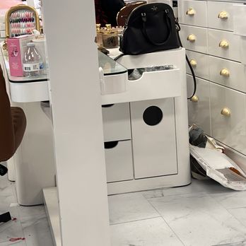 Canny Nails & Spa - Nail Salons Near Me - Temecula, California