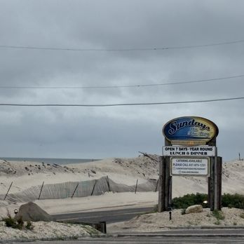 Sundays On The Bay - Sign - Seafood Near Me - Hampton Bays, New York Sundays On The Bay - Sign - Seafood Near Me - Hampton Bays, New York