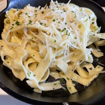 Carrabba's Italian Grill - Truffle cacio e Pepe - Italian Near Me - Columbus, Ohio