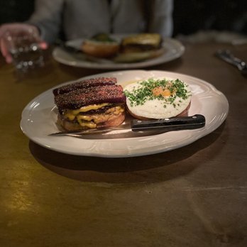 Au Cheval - Bars Near Me - Chicago, Illinois Au Cheval - Bars Near Me - Chicago, Illinois