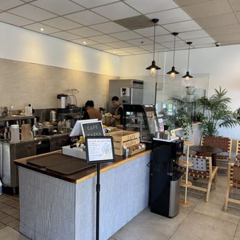 Cafe Kazka - inside - Juice Bars & Smoothies Near Me - Foster City, California
