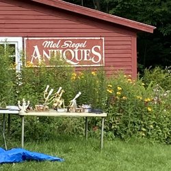 Mel Siegel Antiques - Look for the sign!