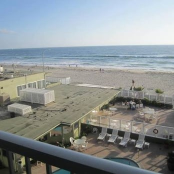 Surfer Beach Hotel - "ocean view" - San Diego, CA