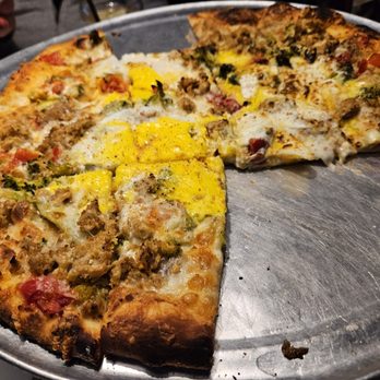 Rail Trail Flatbread - Flatbread - Bars Near Me - Hudson, Massachusetts