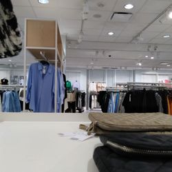 H & M