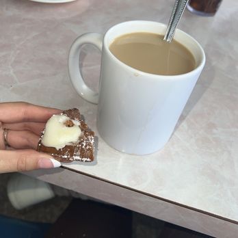 Lil Joe’s - Waffle & coffee :) - Diners Near Me - Sacramento, California