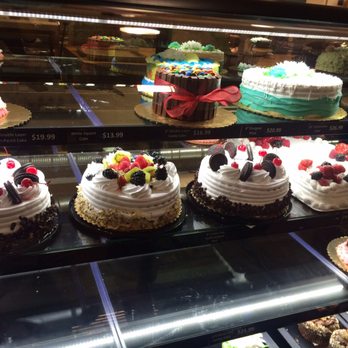 Vons - Cakes - Grocery Near Me - Oxnard, California