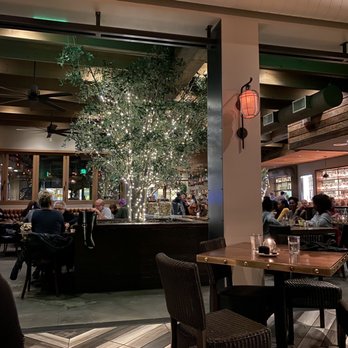 GRANVILLE - Inside seating-cute ambiance with light-strung trees - New American Near Me - Studio City, California GRANVILLE - Inside seating-cute ambiance with light-strung trees - New American Near Me - Studio City, California