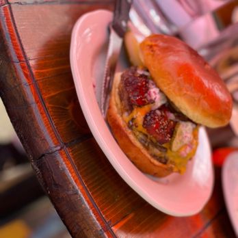 Au Cheval - Bars Near Me - Chicago, Illinois Au Cheval - Bars Near Me - Chicago, Illinois