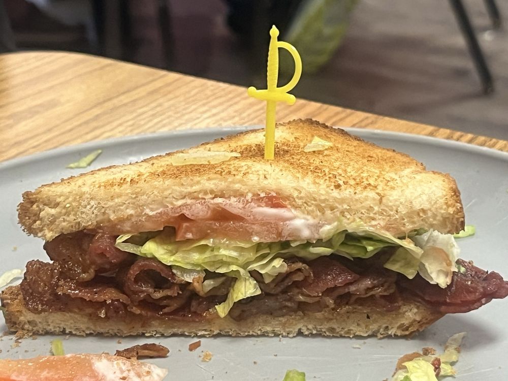 Eddie's Subs & More Logo