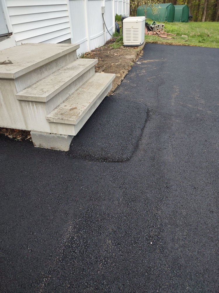 PATRIOT SEALCOATING & PAVING Updated September 2024 16 Photos