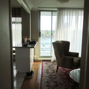 Waterside Inn - Residential suite - living room - Hotels Near Me - Mississauga, Ontario Waterside Inn - Residential suite - living room - Hotels Near Me - Mississauga, Ontario