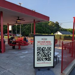 Bruster's Real Ice Cream - Outside seating area to enjoy ice cream