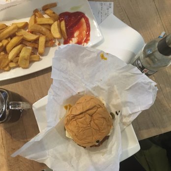 Le Burger - Delicious veggie burger - Burgers Near Me - Vienna, 9