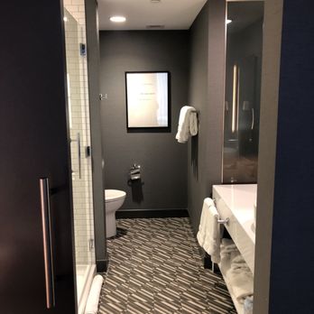 Le Meridien Columbus, The Joseph - Bathroom. - Hotels Near Me - Columbus, Ohio