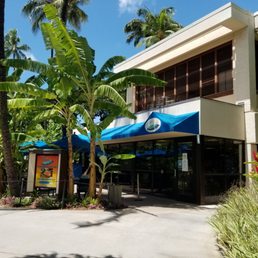 Exterior photo of Happy's Snack Bar - Honolulu, Hawaii Exterior photo of Happy's Snack Bar - Honolulu, Hawaii