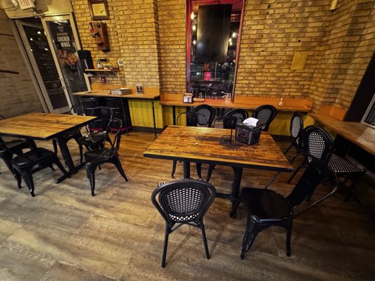 Wiseguy Pizza by null