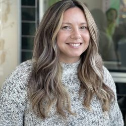 Nabi Salon - Dimensional Balayage and Cut by Su