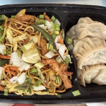 Himalayan Bigfoot - Momo + Chow Mein Combo $17.99 - Food Trucks Near Me - Kent, Washington Himalayan Bigfoot - Momo + Chow Mein Combo $17.99 - Food Trucks Near Me - Kent, Washington