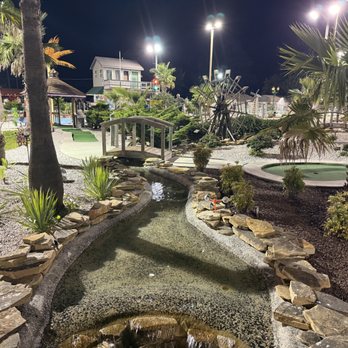 Surf Side Golf - cool paths and bridges - Mini Golf Near Me - Chincoteague, Virginia Surf Side Golf - cool paths and bridges - Mini Golf Near Me - Chincoteague, Virginia
