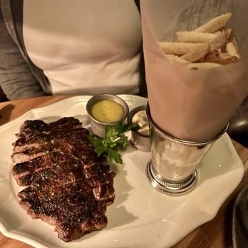 Bavette's Bar & Boeuf - Ribeye Steak Frites - Steakhouses Near Me - Chicago, Illinois Bavette's Bar & Boeuf - Ribeye Steak Frites - Steakhouses Near Me - Chicago, Illinois