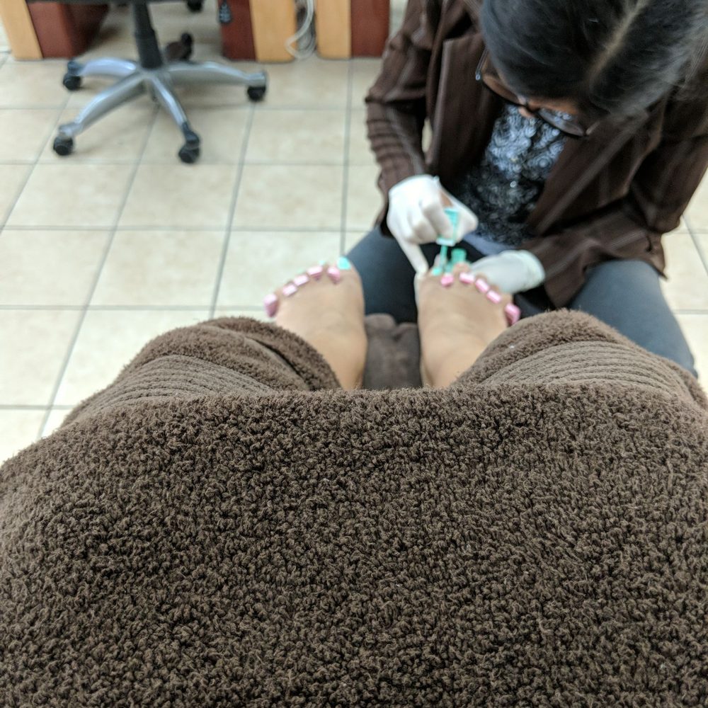 Getting my toes ready for vacay Getting my toes ready for vacay