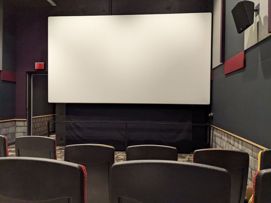 Kan-Kan Cinema & Bar by null