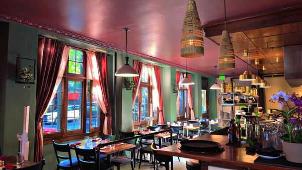 Aamrai Indian Kitchen And Bar by null