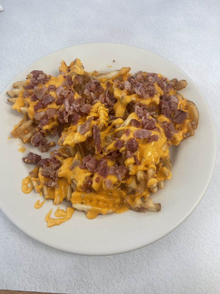 TOOTSIE’S ICE CREAM & MORE Updated September 2024 27 Photos & 11