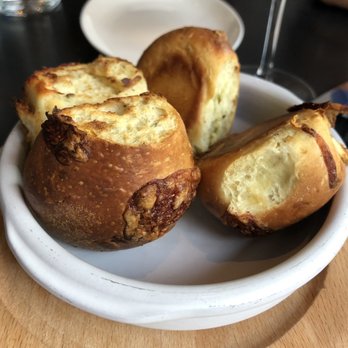 Black Lamb - Cheddar Parker house rolls - New American Near Me - Boston, Massachusetts
