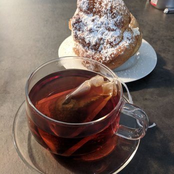 Safa Plant - I heard the fresh cream being whipped up only minutes before I indulged in this tasty combo of cream puffs and Earl Grey creme tea. - Tea Rooms Near Me - Philadelphia, Pennsylvania