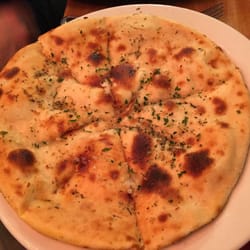 Dolce Cafe - Garlic bread