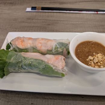 T House - Fresh rolls with shrimp - Vietnamese Near Me - Lynnwood, Washington T House - Fresh rolls with shrimp - Vietnamese Near Me - Lynnwood, Washington
