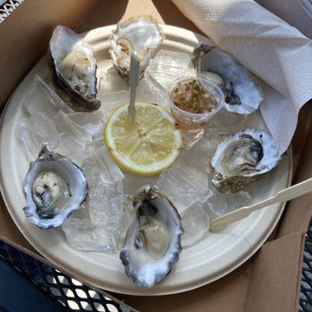 The Birds Cafe - Hog island oysters - Seafood Near Me - Bodega Bay, California The Birds Cafe - Hog island oysters - Seafood Near Me - Bodega Bay, California