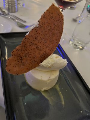 801 Fish Minneapolis by null